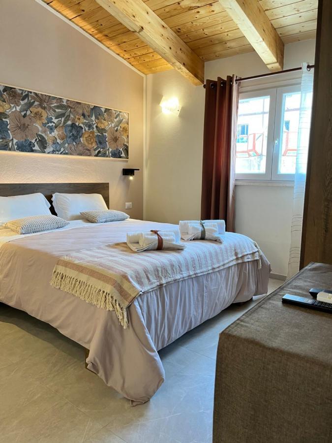 Algueroof Bed and Breakfast Exteriör bild